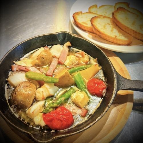 Ajillo (with baguette)