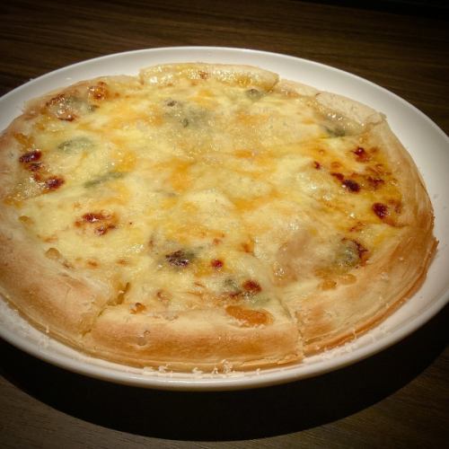 4 kinds of cheese & honey (Quattro Formaggi)