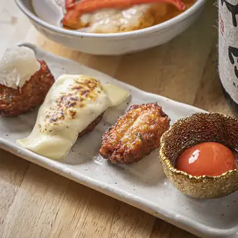 地鶏つくね三種盛り
