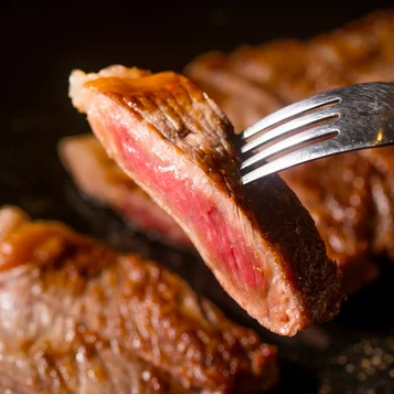 【贅沢サーロイン】3H飲放付「A5サーロインステーキ&肉寿司など全48品食べ放題」5500円→4000円