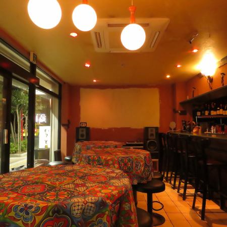 貸切OK!最大28名様までご利用いただけます♪、パーティーや打ち上げなどに最適です☆