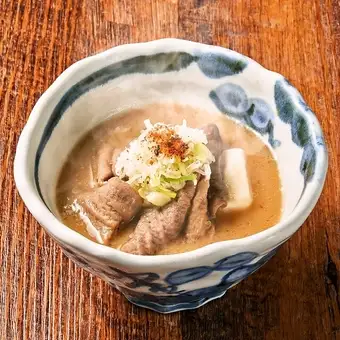 【定番人気】もつ煮込み(豆腐入り)