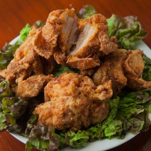 お酒が進む！秘伝の下味に漬け込んだ「本格中華風唐揚げ」