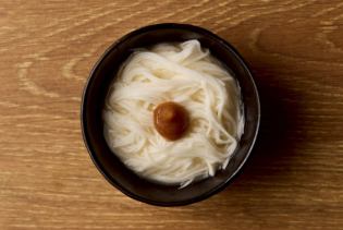 Let's start with this dish! Yamaimo somen