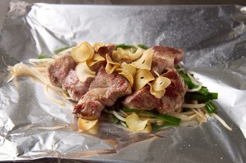 羊肩肉排（100公克）