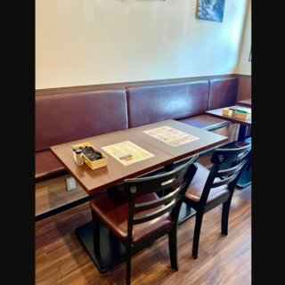 【2～4名様】稼働可能なソファ席。人数によって柔軟に対応できます◎