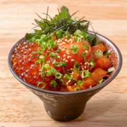 Salmon roe and salmon tartare