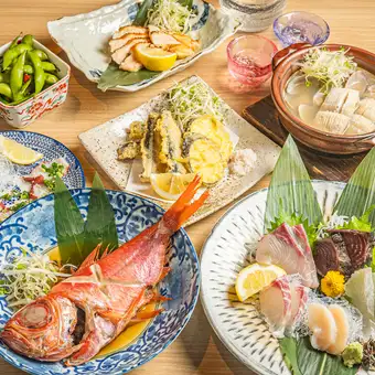 【畅饮套餐】椿鱼招牌套餐!秋季限定套餐,包含5种刺身、清蒸鱼和时令秋季食材!