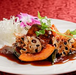 茶美豚の黒酢豚