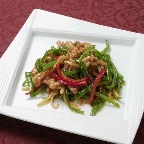 Beef skirt steak with green peppers