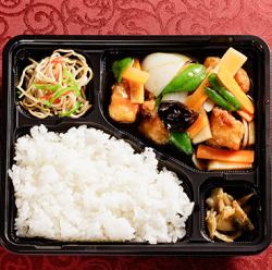 Sweet and sour pork bento