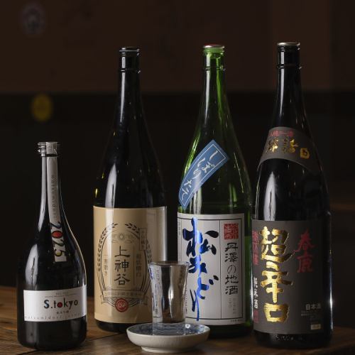 日本酒もこだわりの品ぞろえ