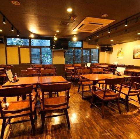 最大45名様までＯＫ！団体のご宴会もお任せください！