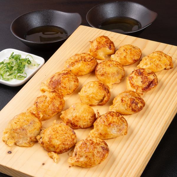 【明石出身の料理人が作る】だし自慢明石焼き（8個入り）580円(税込)
