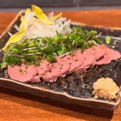 Beef liver sashimi (low-temperature cooked)