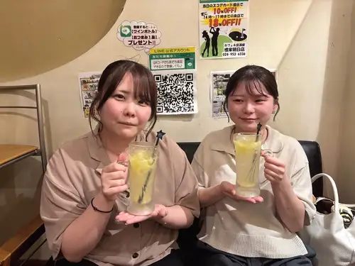 女子会♡♡
⁡
可愛い♡♡♡♡♡
⁡
UMALEMONで乾杯🍻
⁡
お席、も少し空いてます🙆‍♀️
⁡
ご連絡お待ちしております🙇‍♀️
⁡
#橙家朝日店
#朝日橙家
#橙家朝日
#郡山居酒屋
#福島居酒屋
郡山朝日
郡山朝日居酒屋
馬刺し郡山
馬刺し好きな人と繋がりたい
居酒屋朝日
朝日居酒屋
飲み放題朝日
朝日飲み放題

⁡