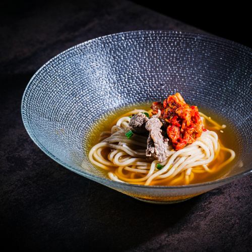才色兼備の冷麺