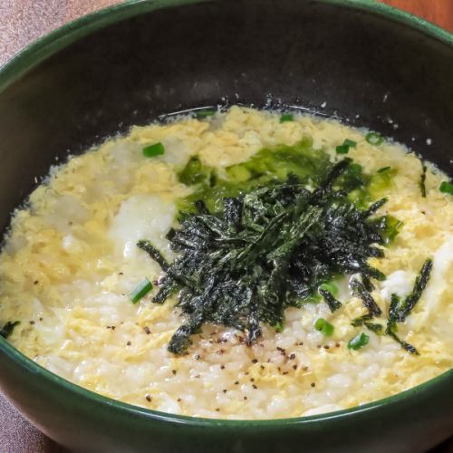 【おでんの旨味たっぷ〆にぴったり◎】≪出汁雑炊≫660円（税込）