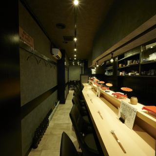 仕事帰りにふらっと立ち寄りたい時にも◎お酒のお供にぴったりの一品料理と、美味しいお酒で一日の疲れを癒してください。