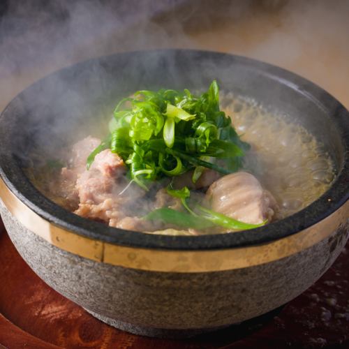 Stone-grilled stew of giblets in exquisite beef broth