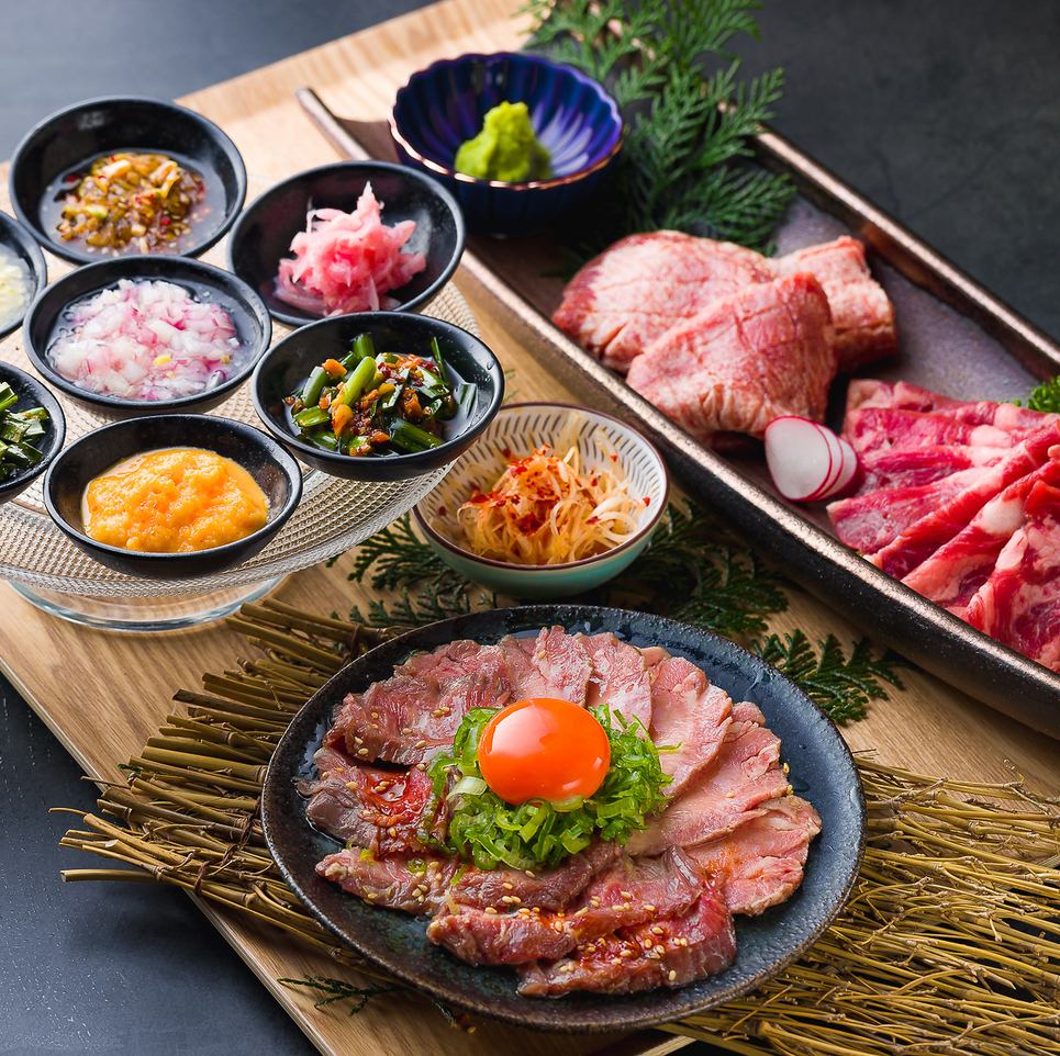 Specialty items include dragon skirt steak, beef tongue, chicken wings, etc. All-you-can-eat for 100 minutes for 6,000 yen