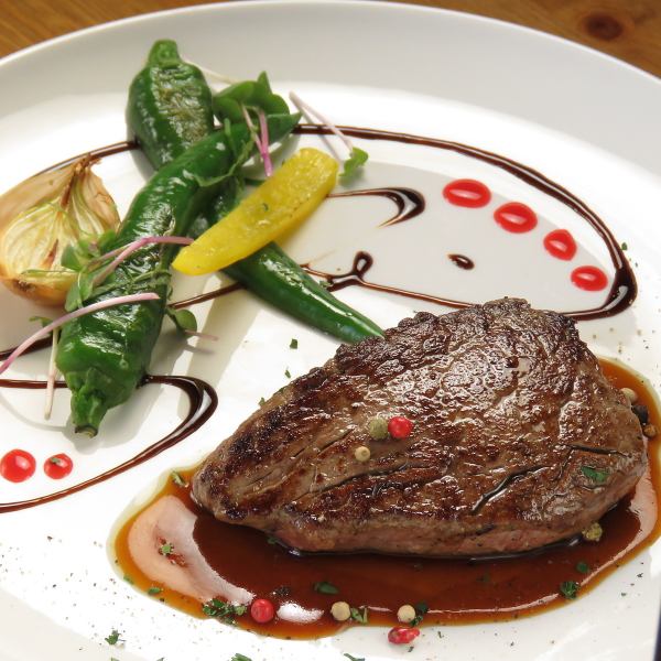 特選ヘレステーキは100g～