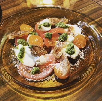 ドライいちじくと水牛モッツァレラのカプレーゼ