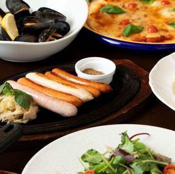 《大阪駅でドイツ本場の味》名物！ドイツで金賞!!バルナバソーセージ