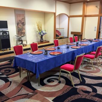 [2nd floor / Chinese-style room / Completely private room] Up to 30 people.It is a venue that combines the calmness of a Japanese-style room with the goodness of a Western-style room.It can be used for various needs such as business negotiations, alumni associations, and legal affairs.