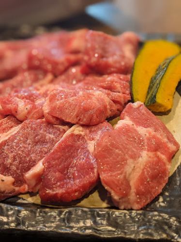 臭みの無い新鮮なラム肉