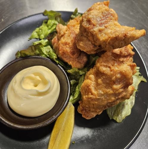 100% deep-fried chicken thighs