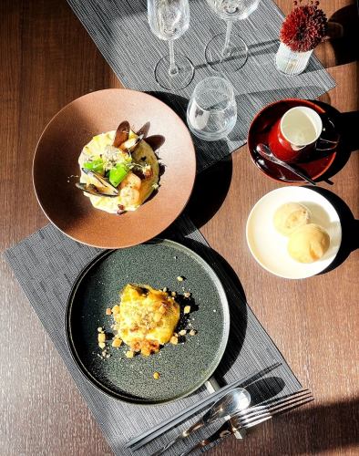 彩り豊かな本格フレンチのLes LiensランチA