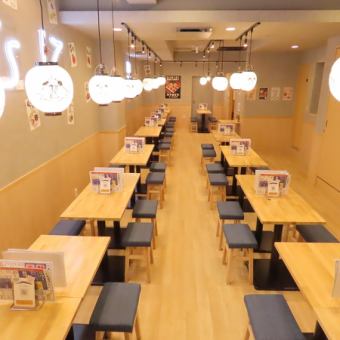 栄の繁華街の真ん中なので、お仕事終わりのちょい飲みやデートなどにも最適!#名古屋#栄#伏見#裏路地#誕生日#記念日#ネオン#海鮮#肉寿司#デート#大衆酒場#出世サワー#ボトルキープ#深夜営業#個室#飲み放題