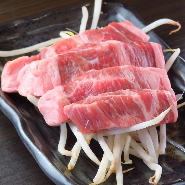 【鹿児島の名産六白豚】をリーズナブルに楽しめる黒豚ステーキ100ｇ