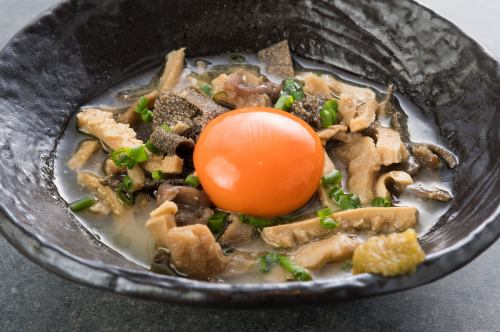 国産牛100％もつ煮込み
