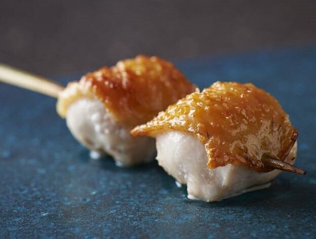 一本一本串打ちからこだわった焼鳥や串焼きをご堪能ください。