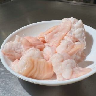 自慢のホルモンやA5ランク黒毛和牛、さらには鉄板焼きが絶品♪