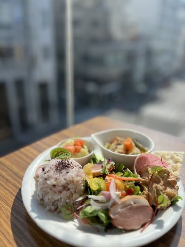 [Tuesday and Friday only] Lunch plate \1000