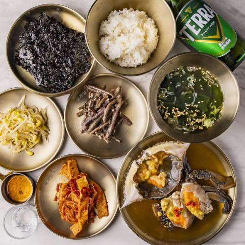 <Monday to Friday only> 3 types of lunch set meals