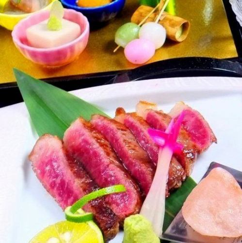 Enjoy local food [Senya beef] in Okayama in a private room.