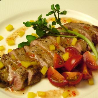 牛の温カルパッチョ