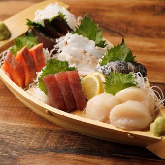 直接从筑地市场进货！五件套时令刺身拼盘