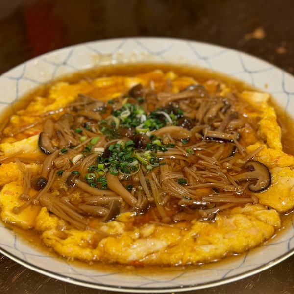 みんなで分けて楽しい名物ジャンボオムレツ【元祖ジャンボオムレツ】