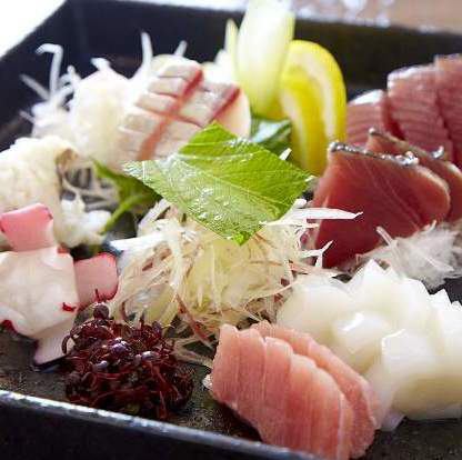 Assorted sashimi for 2-3 people