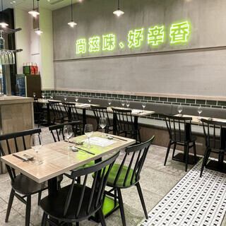 多彩にそろえたドリンクメニューで飲み放題！