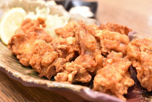 Zangi (fried from Hokkaido) 100 yen per piece!