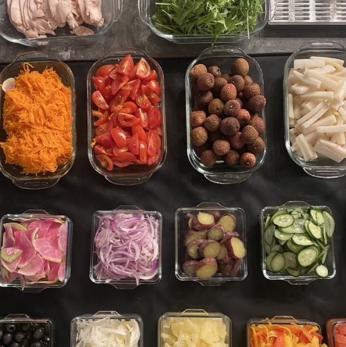 ランチのサラダビュッフェ