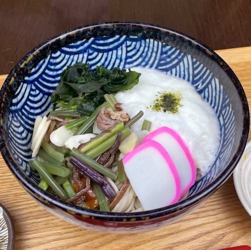 山菜とろろ蕎麦