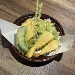 春野菜の天ぷら盛り合わせ