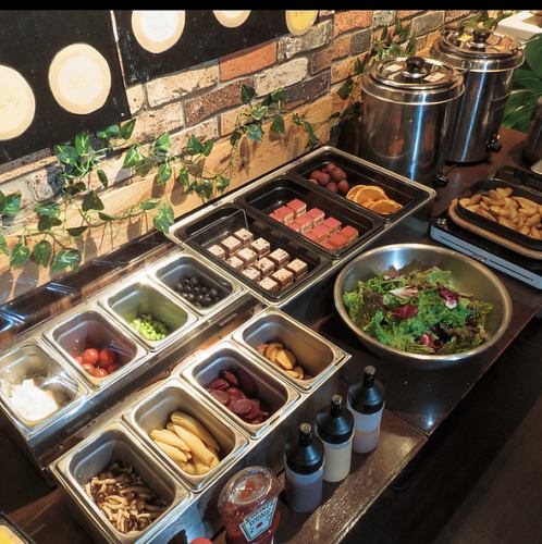 サラダバー&ブラジルビュッフェを約30種類ご用意！！